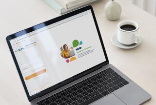 Acelere su desarrollo empresarial con APRIL ON