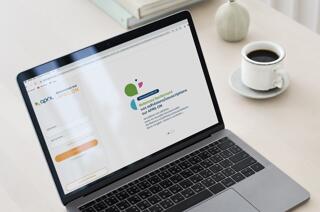 Accélérez votre développement commercial avec APRIL ON