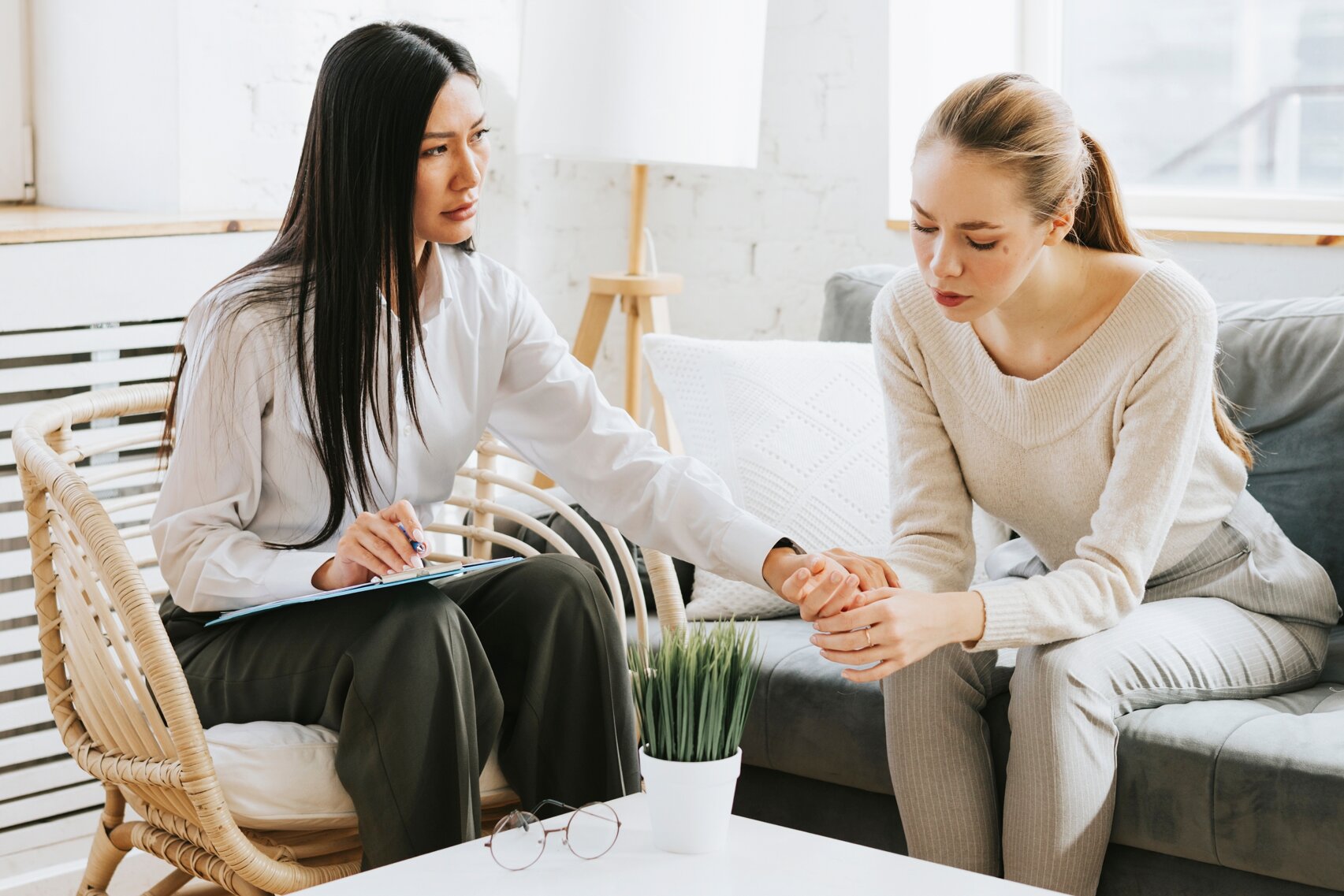 Understanding Mental Health Coverage in Your Insurance Plan APRIL