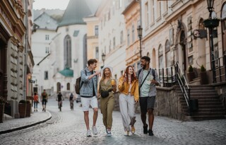 How to Make Friends in a New Country