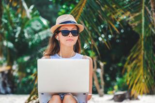 Pros and Cons of Being a Digital Nomad