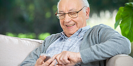 sante-appli-mobile-senior.jpg