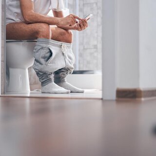 Uriner assis santé hommes