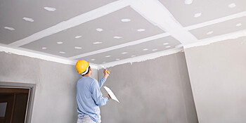 Artisan plâtrier-plaquiste