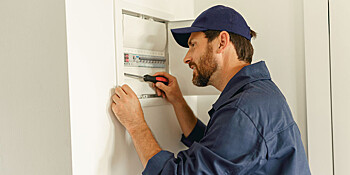 Artisan électricien